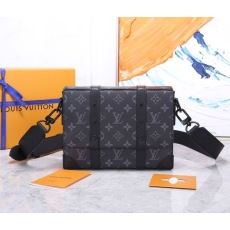 Mens Louis Vuitton Satchel Bags